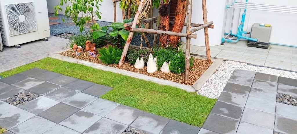 Album image 4